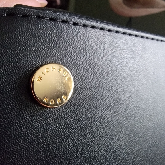 Michael Kors Sienna Medium Pebbled Leather Satchel Black w/ Gold-tone Hardware - Picture 8 of 14